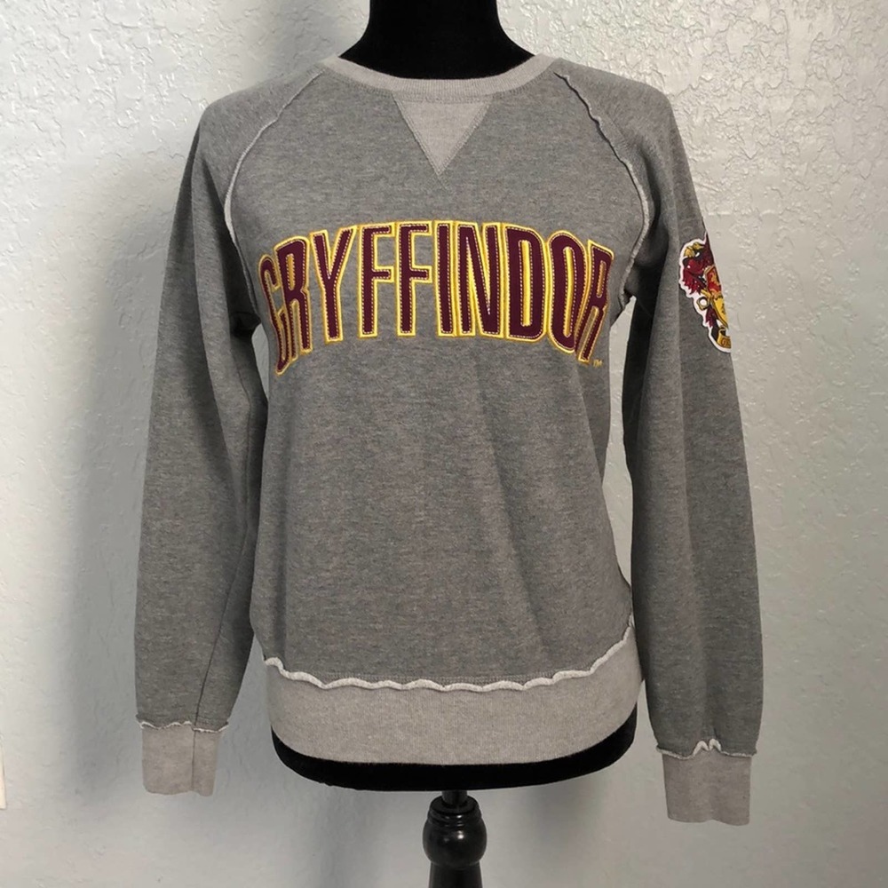 Harry Potter Universal Studios Gryffindor Crew Neck Sweatshirt